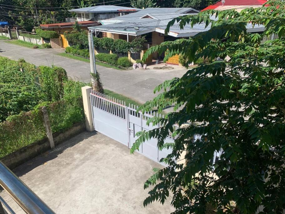 Lee'S Apartment Dumaguete City Exterior photo